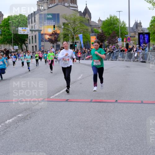 25.04.2026 - Das Zehntel Tim E. http://msf.ph/oto/9577755 25.04.2026 11:01:20 Ziel 5138, 5194, 5243, 5254, 5670, 5707, 5930, 5943, 5980, 6001, 6021, 6287, 6289, 6464, 6503, 6511, 6513, 6549, 6943, 7014, 7085, 7157, 7514, 7573, 7670, 7693, 7784 meine-sportfotos.de