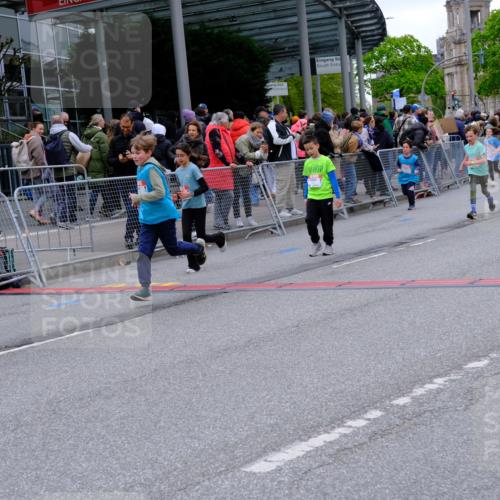 25.04.2026 - Das Zehntel Tim E. http://msf.ph/oto/9577764 25.04.2026 11:01:23 Ziel 5138, 5243, 5254, 5670, 5707, 5718, 5941, 5976, 5980, 6287, 6289, 6464, 6503, 6511, 6513, 6549, 6833, 6943, 7020, 7085, 7157, 7443, 7482, 7573, 7693, 7707, 7708, 7728, 7784 meine-sportfotos.de