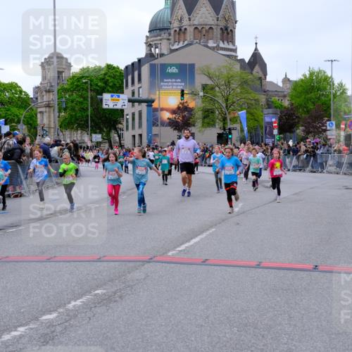 25.04.2026 - Das Zehntel Tim E. http://msf.ph/oto/9577773 25.04.2026 11:01:25 Ziel 5055, 5065, 5138, 5653, 5670, 5707, 5718, 5935, 5941, 5976, 5980, 6287, 6464, 6503, 6511, 6513, 6549, 6833, 7020, 7085, 7157, 7443, 7482, 7573, 7693, 7707, 7708, 7728 meine-sportfotos.de