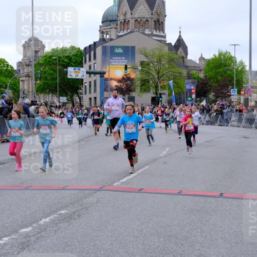25.04.2026 - Das Zehntel Tim E. http://msf.ph/oto/9577779 25.04.2026 11:01:26 Ziel 5055, 5065, 5138, 5653, 5670, 5707, 5718, 5935, 5941, 5976, 5980, 5992, 6464, 6503, 6511, 6513, 6549, 6833, 7020, 7085, 7157, 7443, 7482, 7573, 7693, 7707, 7708, 7728 meine-sportfotos.de