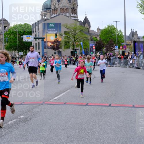 25.04.2026 - Das Zehntel Tim E. http://msf.ph/oto/9577788 25.04.2026 11:01:28 Ziel 5055, 5065, 5138, 5653, 5670, 5718, 5935, 5941, 5976, 5980, 5992, 6203, 6204, 6464, 6833, 7020, 7085, 7157, 7188, 7443, 7482, 7573, 7707, 7708, 7728 meine-sportfotos.de
