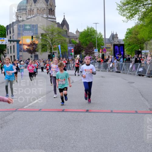 25.04.2026 - Das Zehntel Tim E. http://msf.ph/oto/9577799 25.04.2026 11:01:29 Ziel 5055, 5065, 5138, 5653, 5670, 5718, 5868, 5935, 5941, 5947, 5976, 5980, 5992, 6203, 6204, 6833, 7020, 7085, 7157, 7188, 7443, 7482, 7573, 7707, 7708, 7728 meine-sportfotos.de
