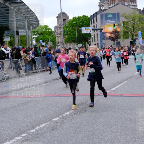 25.04.2026 - Das Zehntel Tim E. http://msf.ph/oto/9577820 25.04.2026 11:01:33 Ziel 5055, 5065, 5310, 5312, 5313, 5369, 5479, 5491, 5653, 5664, 5718, 5868, 5935, 5941, 5947, 5976, 5992, 6203, 6204, 6453, 6833, 7020, 7188, 7443, 7482, 7502, 7542, 7707, 7708, 7728, 7789, 7920 meine-sportfotos.de