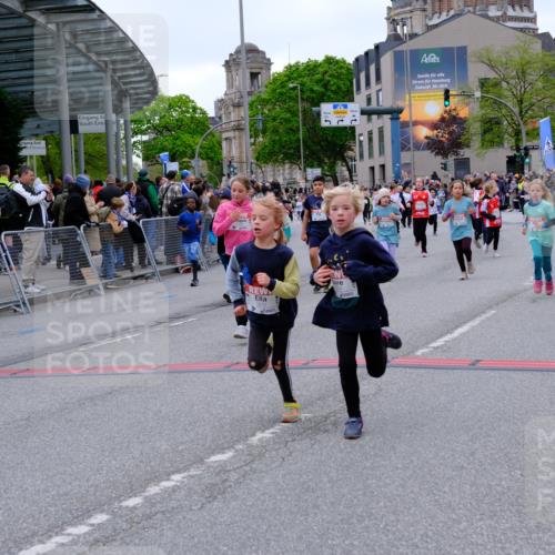 25.04.2026 - Das Zehntel Tim E. http://msf.ph/oto/9577821 25.04.2026 11:01:33 Ziel 5055, 5065, 5310, 5312, 5313, 5369, 5479, 5491, 5653, 5664, 5718, 5868, 5935, 5941, 5947, 5976, 5992, 6203, 6204, 6453, 6833, 7020, 7188, 7443, 7482, 7502, 7542, 7707, 7708, 7728, 7789, 7920 meine-sportfotos.de