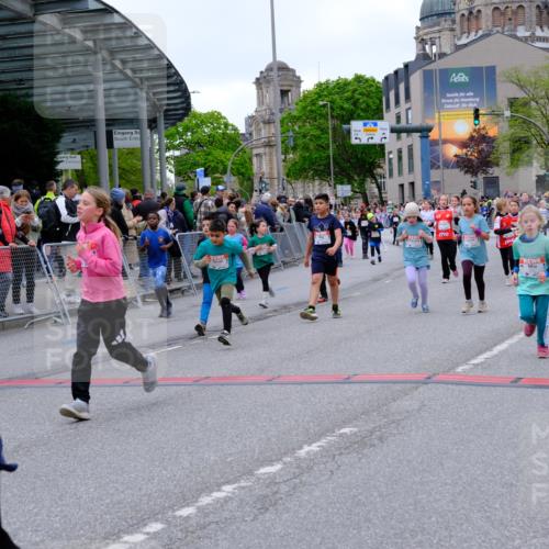 25.04.2026 - Das Zehntel Tim E. http://msf.ph/oto/9577828 25.04.2026 11:01:34 Ziel 5055, 5065, 5118, 5310, 5312, 5313, 5369, 5479, 5491, 5653, 5664, 5868, 5935, 5941, 5947, 5976, 5992, 6203, 6204, 6453, 6760, 6833, 7020, 7188, 7443, 7482, 7502, 7542, 7707, 7708, 7728, 7789, 7920 meine-sportfotos.de