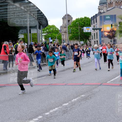 25.04.2026 - Das Zehntel Tim E. http://msf.ph/oto/9577829 25.04.2026 11:01:34 Ziel 5055, 5065, 5118, 5310, 5312, 5313, 5369, 5479, 5491, 5653, 5664, 5868, 5935, 5941, 5947, 5976, 5992, 6203, 6204, 6453, 6760, 6833, 7020, 7188, 7443, 7482, 7502, 7542, 7707, 7708, 7728, 7789, 7920 meine-sportfotos.de