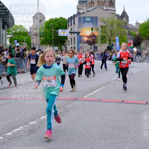 25.04.2026 - Das Zehntel Tim E. http://msf.ph/oto/9577837 25.04.2026 11:01:35 Ziel 5055, 5065, 5118, 5310, 5312, 5313, 5369, 5479, 5491, 5653, 5664, 5868, 5935, 5941, 5947, 5976, 5992, 6203, 6204, 6453, 6760, 6767, 7188, 7502, 7542, 7707, 7708, 7728, 7789, 7920 meine-sportfotos.de