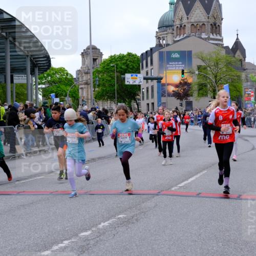 25.04.2026 - Das Zehntel Tim E. http://msf.ph/oto/9577840 25.04.2026 11:01:36 Ziel 5055, 5065, 5118, 5310, 5312, 5313, 5314, 5321, 5369, 5479, 5491, 5653, 5664, 5868, 5935, 5947, 5992, 6203, 6204, 6453, 6760, 6767, 7188, 7502, 7542, 7789, 7920 meine-sportfotos.de