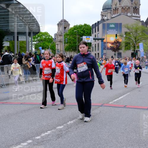 25.04.2026 - Das Zehntel Tim E. http://msf.ph/oto/9577874 25.04.2026 11:01:41 Ziel 5118, 5131, 5133, 5310, 5312, 5313, 5314, 5321, 5369, 5479, 5491, 5664, 5868, 5947, 6170, 6453, 6569, 6578, 6582, 6595, 6688, 6725, 6760, 6767, 6992, 7001, 7502, 7542, 7789, 7920 meine-sportfotos.de