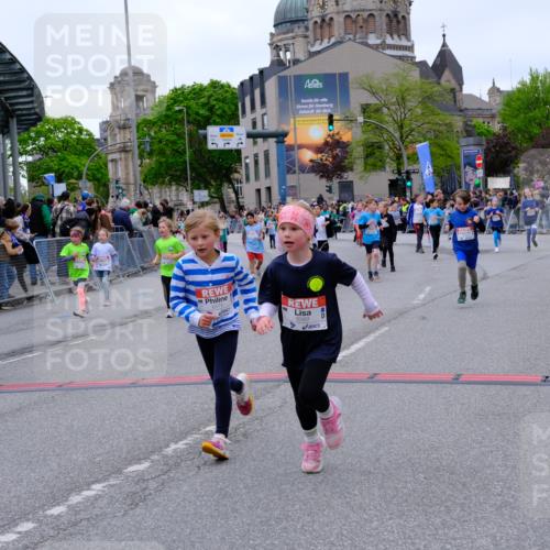 25.04.2026 - Das Zehntel Tim E. http://msf.ph/oto/9577885 25.04.2026 11:01:45 Ziel 5118, 5131, 5133, 5147, 5242, 5253, 5313, 5314, 5321, 5363, 6170, 6396, 6569, 6578, 6582, 6595, 6688, 6689, 6690, 6725, 6731, 6760, 6767, 6827, 6846, 6992, 7001, 7776 meine-sportfotos.de