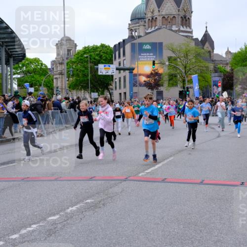 25.04.2026 - Das Zehntel Tim E. http://msf.ph/oto/9577894 25.04.2026 11:01:49 Ziel 5131, 5133, 5147, 5149, 5242, 5253, 5359, 5361, 5363, 6170, 6233, 6254, 6396, 6569, 6578, 6582, 6595, 6688, 6689, 6690, 6725, 6731, 6827, 6846, 6992, 7001, 7642, 7776, 7924 meine-sportfotos.de