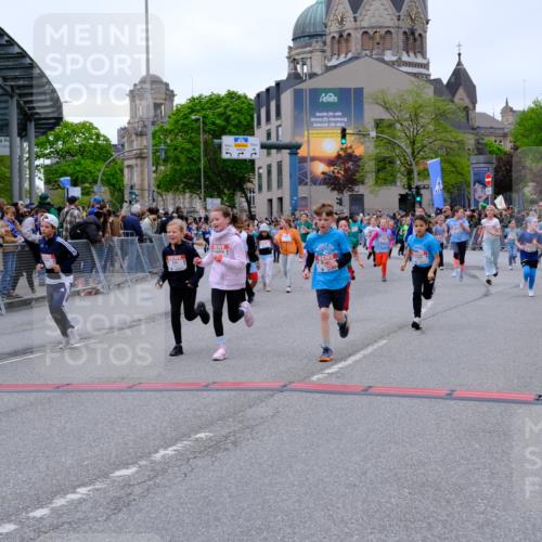 25.04.2026 - Das Zehntel Tim E. http://msf.ph/oto/9577895 25.04.2026 11:01:49 Ziel 5131, 5133, 5147, 5149, 5242, 5253, 5359, 5361, 5363, 6170, 6233, 6254, 6396, 6569, 6578, 6582, 6595, 6688, 6689, 6690, 6725, 6731, 6827, 6846, 6992, 7001, 7642, 7776, 7924 meine-sportfotos.de
