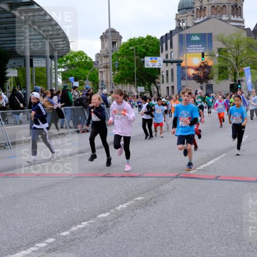 25.04.2026 - Das Zehntel Tim E. http://msf.ph/oto/9577899 25.04.2026 11:01:49 Ziel 5131, 5133, 5147, 5149, 5242, 5253, 5359, 5361, 5363, 6170, 6233, 6254, 6396, 6569, 6578, 6582, 6595, 6688, 6689, 6690, 6725, 6731, 6827, 6846, 6992, 7001, 7642, 7776, 7924 meine-sportfotos.de