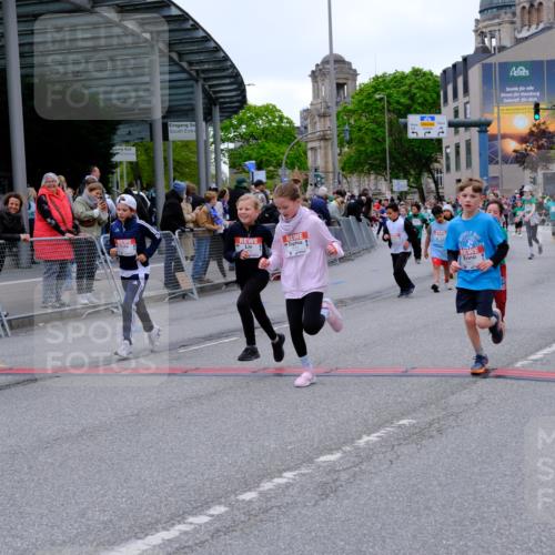 25.04.2026 - Das Zehntel Tim E. http://msf.ph/oto/9577902 25.04.2026 11:01:49 Ziel 5131, 5133, 5147, 5149, 5242, 5253, 5359, 5361, 5363, 6170, 6233, 6254, 6396, 6569, 6578, 6582, 6595, 6688, 6689, 6690, 6725, 6731, 6827, 6846, 6992, 7001, 7642, 7776, 7924 meine-sportfotos.de