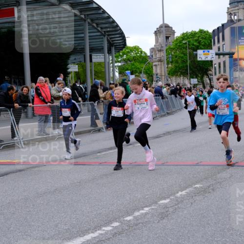 25.04.2026 - Das Zehntel Tim E. http://msf.ph/oto/9577903 25.04.2026 11:01:50 Ziel 5131, 5133, 5147, 5149, 5242, 5253, 5359, 5361, 5363, 6170, 6233, 6254, 6396, 6569, 6578, 6689, 6690, 6731, 6827, 6846, 6992, 7001, 7642, 7773, 7776, 7924, 7974 meine-sportfotos.de
