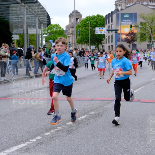 25.04.2026 - Das Zehntel Tim E. http://msf.ph/oto/9577907 25.04.2026 11:01:51 Ziel 5076, 5131, 5133, 5147, 5149, 5157, 5242, 5253, 5359, 5361, 5363, 5462, 5465, 6223, 6233, 6254, 6396, 6398, 6405, 6569, 6578, 6689, 6690, 6731, 6827, 6846, 6992, 7001, 7428, 7434, 7642, 7667, 7769, 7773, 7776, 7924, 7974 meine-sportfotos.de