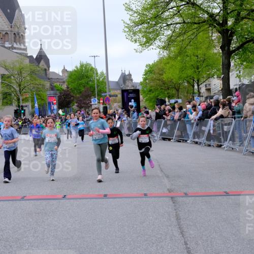 25.04.2026 - Das Zehntel Tim E. http://msf.ph/oto/9577926 25.04.2026 11:01:55 Ziel 5076, 5123, 5147, 5149, 5157, 5220, 5242, 5253, 5359, 5361, 5462, 5465, 5882, 6223, 6233, 6254, 6397, 6398, 6405, 6689, 6690, 6731, 6827, 6846, 7428, 7434, 7581, 7617, 7642, 7667, 7769, 7773, 7776, 7815, 7833, 7924, 7974, 7997 meine-sportfotos.de