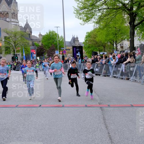 25.04.2026 - Das Zehntel Tim E. http://msf.ph/oto/9577929 25.04.2026 11:01:56 Ziel 5076, 5123, 5148, 5149, 5157, 5220, 5359, 5361, 5462, 5465, 5663, 5717, 5723, 5882, 6223, 6233, 6254, 6397, 6398, 6405, 6689, 6690, 6731, 6827, 6846, 7428, 7434, 7581, 7617, 7642, 7667, 7769, 7773, 7776, 7815, 7833, 7924, 7974, 7997 meine-sportfotos.de