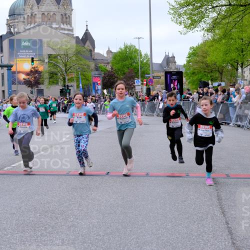 25.04.2026 - Das Zehntel Tim E. http://msf.ph/oto/9577931 25.04.2026 11:01:56 Ziel 5076, 5123, 5148, 5149, 5157, 5220, 5359, 5361, 5462, 5465, 5663, 5717, 5723, 5882, 6223, 6233, 6254, 6397, 6398, 6405, 6689, 6690, 6731, 6827, 6846, 7428, 7434, 7581, 7617, 7642, 7667, 7769, 7773, 7776, 7815, 7833, 7924, 7974, 7997 meine-sportfotos.de