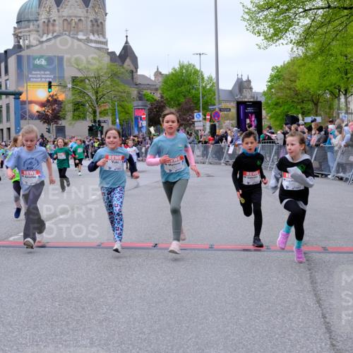 25.04.2026 - Das Zehntel Tim E. http://msf.ph/oto/9577932 25.04.2026 11:01:56 Ziel 5076, 5123, 5148, 5149, 5157, 5220, 5359, 5361, 5462, 5465, 5663, 5717, 5723, 5882, 6223, 6233, 6254, 6397, 6398, 6405, 6689, 6690, 6731, 6827, 6846, 7428, 7434, 7581, 7617, 7642, 7667, 7769, 7773, 7776, 7815, 7833, 7924, 7974, 7997 meine-sportfotos.de