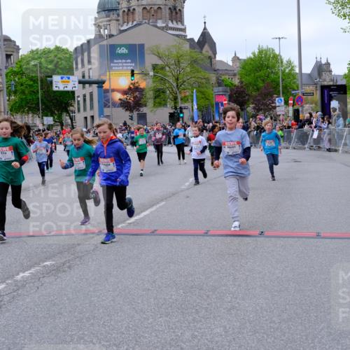 25.04.2026 - Das Zehntel Tim E. http://msf.ph/oto/9577941 25.04.2026 11:01:59 Ziel 5076, 5123, 5148, 5149, 5157, 5220, 5359, 5361, 5368, 5385, 5462, 5465, 5663, 5717, 5723, 5882, 6223, 6233, 6254, 6392, 6397, 6398, 6401, 6405, 6449, 6452, 7428, 7434, 7581, 7617, 7642, 7667, 7769, 7773, 7815, 7833, 7924, 7974, 7997 meine-sportfotos.de