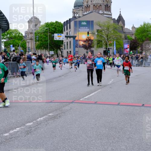 25.04.2026 - Das Zehntel Tim E. http://msf.ph/oto/9577963 25.04.2026 11:02:03 Ziel 5076, 5123, 5140, 5148, 5157, 5220, 5228, 5368, 5385, 5462, 5465, 5663, 5717, 5723, 5882, 5997, 6223, 6392, 6397, 6398, 6401, 6405, 6449, 6452, 6865, 6885, 7336, 7428, 7434, 7488, 7524, 7536, 7581, 7617, 7667, 7769, 7815, 7833, 7997 meine-sportfotos.de