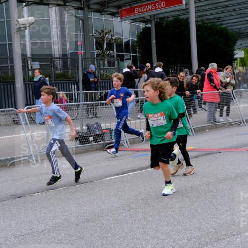25.04.2026 - Das Zehntel Tim E. http://msf.ph/oto/9577968 25.04.2026 11:02:04 Ziel 5123, 5140, 5148, 5220, 5228, 5368, 5385, 5663, 5717, 5723, 5882, 5997, 6392, 6397, 6401, 6449, 6452, 6865, 6885, 7336, 7485, 7488, 7524, 7536, 7581, 7617, 7815, 7833, 7997 meine-sportfotos.de