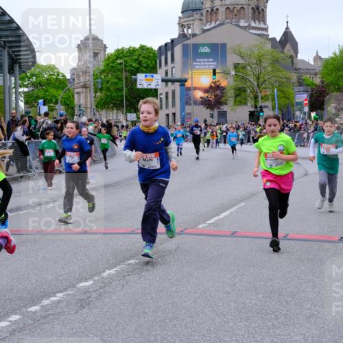 25.04.2026 - Das Zehntel Tim E. http://msf.ph/oto/9577999 25.04.2026 11:02:12 Ziel 5107, 5114, 5140, 5228, 5282, 5332, 5345, 5467, 5530, 5892, 5958, 5997, 6282, 6611, 6865, 6885, 7011, 7336, 7485, 7488, 7524, 7536, 7787, 7795, 7814 meine-sportfotos.de