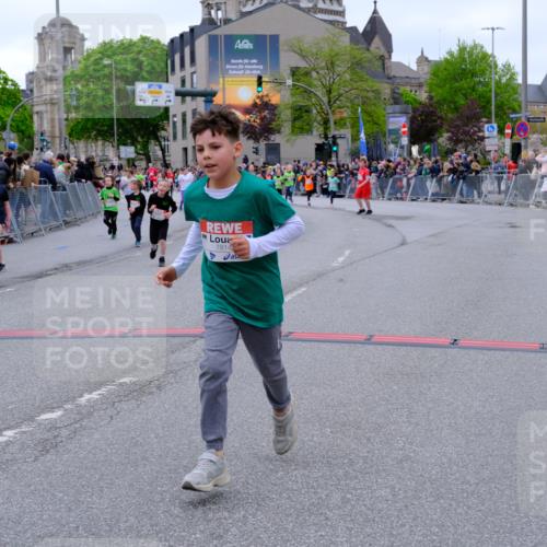 25.04.2026 - Das Zehntel Tim E. http://msf.ph/oto/9578009 25.04.2026 11:02:14 Ziel 5107, 5114, 5140, 5282, 5332, 5345, 5467, 5530, 5582, 5772, 5892, 5958, 6282, 6611, 7011, 7265, 7445, 7485, 7488, 7524, 7536, 7787, 7795, 7814 meine-sportfotos.de