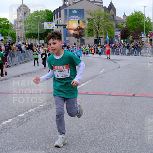 25.04.2026 - Das Zehntel Tim E. http://msf.ph/oto/9578010 25.04.2026 11:02:14 Ziel 5107, 5114, 5140, 5282, 5332, 5345, 5467, 5530, 5582, 5772, 5892, 5958, 6282, 6611, 7011, 7265, 7445, 7485, 7488, 7524, 7536, 7787, 7795, 7814 meine-sportfotos.de