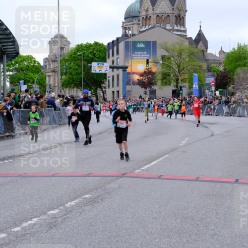 25.04.2026 - Das Zehntel Tim E. http://msf.ph/oto/9578019 25.04.2026 11:02:16 Ziel 5107, 5114, 5282, 5332, 5345, 5466, 5467, 5530, 5582, 5772, 5892, 5958, 6282, 6611, 6866, 7011, 7265, 7445, 7485, 7787, 7795, 7814 meine-sportfotos.de