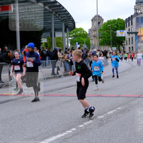 25.04.2026 - Das Zehntel Tim E. http://msf.ph/oto/9578032 25.04.2026 11:02:19 Ziel 5011, 5282, 5332, 5345, 5466, 5467, 5530, 5582, 5772, 5892, 5934, 5937, 5958, 6150, 6282, 6866, 7265, 7445, 7787, 7814, 7996 meine-sportfotos.de