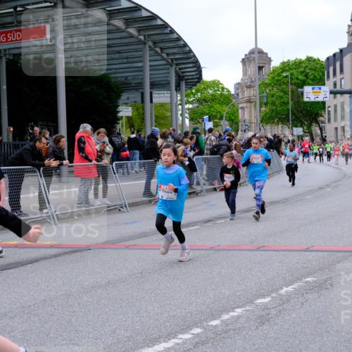 25.04.2026 - Das Zehntel Tim E. http://msf.ph/oto/9578039 25.04.2026 11:02:20 Ziel 5011, 5345, 5466, 5467, 5530, 5582, 5772, 5892, 5934, 5937, 6150, 6866, 7265, 7445, 7538, 7561, 7814, 7996 meine-sportfotos.de