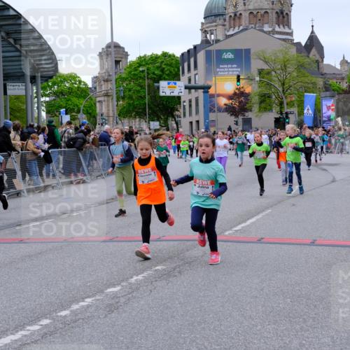 25.04.2026 - Das Zehntel Tim E. http://msf.ph/oto/9578062 25.04.2026 11:02:24 Ziel 5011, 5042, 5152, 5466, 5467, 5582, 5772, 5934, 5937, 5940, 6150, 6866, 7265, 7282, 7292, 7445, 7538, 7561, 7799, 7874, 7996 meine-sportfotos.de