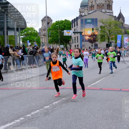 25.04.2026 - Das Zehntel Tim E. http://msf.ph/oto/9578063 25.04.2026 11:02:24 Ziel 5011, 5042, 5152, 5466, 5467, 5582, 5772, 5934, 5937, 5940, 6150, 6866, 7265, 7282, 7292, 7445, 7538, 7561, 7799, 7874, 7996 meine-sportfotos.de