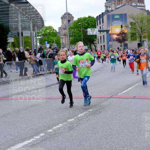 25.04.2026 - Das Zehntel Tim E. http://msf.ph/oto/9578073 25.04.2026 11:02:27 Ziel 5011, 5042, 5152, 5466, 5934, 5937, 5940, 6150, 6267, 6278, 6866, 7282, 7292, 7359, 7360, 7538, 7561, 7799, 7874, 7996 meine-sportfotos.de