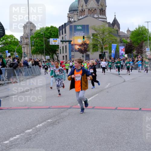 25.04.2026 - Das Zehntel Tim E. http://msf.ph/oto/9578079 25.04.2026 11:02:28 Ziel 5011, 5042, 5136, 5152, 5466, 5934, 5937, 5940, 6150, 6267, 6278, 6866, 7024, 7282, 7292, 7359, 7360, 7538, 7561, 7799, 7874, 7996 meine-sportfotos.de
