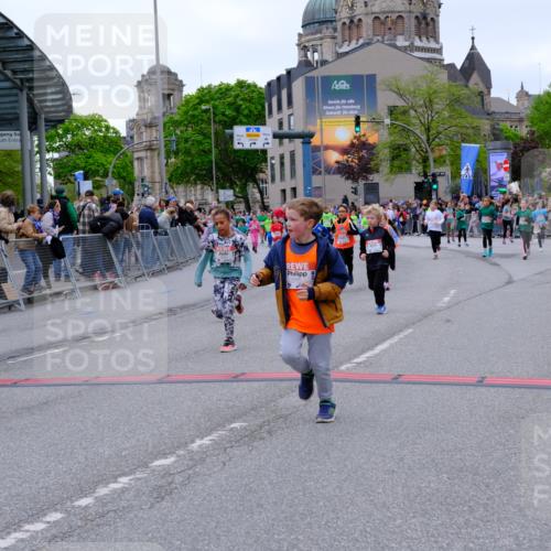 25.04.2026 - Das Zehntel Tim E. http://msf.ph/oto/9578082 25.04.2026 11:02:28 Ziel 5011, 5042, 5136, 5152, 5466, 5934, 5937, 5940, 6150, 6267, 6278, 6866, 7024, 7282, 7292, 7359, 7360, 7538, 7561, 7799, 7874, 7996 meine-sportfotos.de