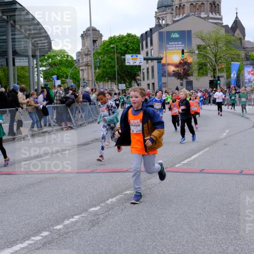 25.04.2026 - Das Zehntel Tim E. http://msf.ph/oto/9578084 25.04.2026 11:02:28 Ziel 5011, 5042, 5136, 5152, 5466, 5934, 5937, 5940, 6150, 6267, 6278, 6866, 7024, 7282, 7292, 7359, 7360, 7538, 7561, 7799, 7874, 7996 meine-sportfotos.de