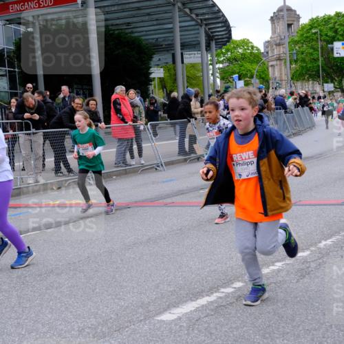25.04.2026 - Das Zehntel Tim E. http://msf.ph/oto/9578087 25.04.2026 11:02:29 Ziel 5011, 5042, 5134, 5136, 5152, 5934, 5937, 5940, 6150, 6165, 6176, 6267, 6278, 7024, 7038, 7282, 7292, 7347, 7359, 7360, 7538, 7561, 7799, 7858, 7862, 7872, 7874, 7996 meine-sportfotos.de