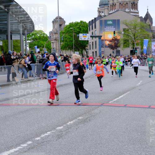 25.04.2026 - Das Zehntel Tim E. http://msf.ph/oto/9578092 25.04.2026 11:02:30 Ziel 5011, 5042, 5134, 5136, 5152, 5934, 5937, 5940, 6165, 6176, 6267, 6278, 6817, 6849, 7024, 7038, 7282, 7292, 7347, 7359, 7360, 7538, 7561, 7799, 7824, 7855, 7858, 7862, 7872, 7874, 7996 meine-sportfotos.de