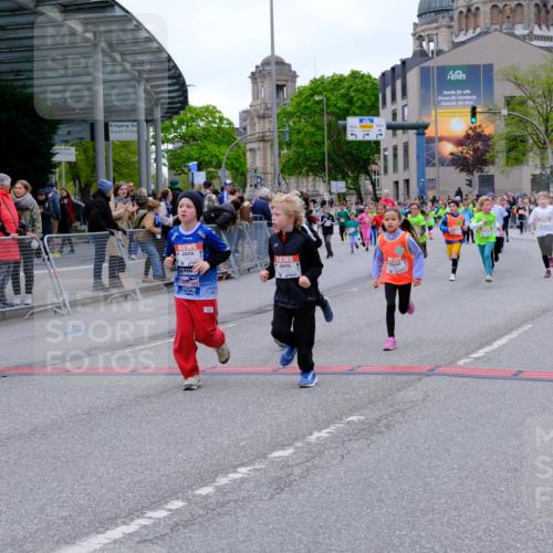 25.04.2026 - Das Zehntel Tim E. http://msf.ph/oto/9578096 25.04.2026 11:02:31 Ziel 5042, 5134, 5136, 5152, 5940, 6165, 6176, 6267, 6278, 6817, 6849, 7024, 7038, 7282, 7292, 7347, 7359, 7360, 7538, 7561, 7799, 7824, 7855, 7858, 7862, 7872, 7874 meine-sportfotos.de