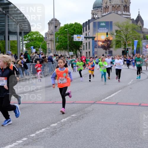 25.04.2026 - Das Zehntel Tim E. http://msf.ph/oto/9578101 25.04.2026 11:02:32 Ziel 5042, 5134, 5136, 5152, 5895, 5940, 6165, 6176, 6267, 6278, 6817, 6849, 7024, 7038, 7282, 7292, 7347, 7359, 7360, 7442, 7453, 7475, 7538, 7561, 7799, 7824, 7855, 7858, 7862, 7872, 7874, 8075 meine-sportfotos.de