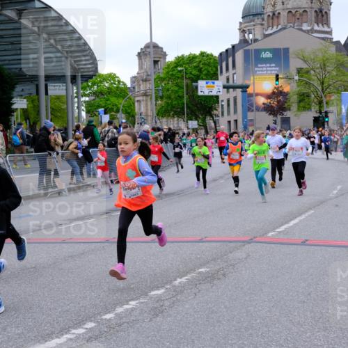 25.04.2026 - Das Zehntel Tim E. http://msf.ph/oto/9578104 25.04.2026 11:02:32 Ziel 5042, 5134, 5136, 5152, 5895, 5940, 6165, 6176, 6267, 6278, 6817, 6849, 7024, 7038, 7282, 7292, 7347, 7359, 7360, 7442, 7453, 7475, 7538, 7561, 7799, 7824, 7855, 7858, 7862, 7872, 7874, 8075 meine-sportfotos.de