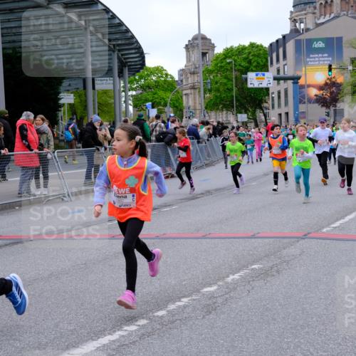 25.04.2026 - Das Zehntel Tim E. http://msf.ph/oto/9578107 25.04.2026 11:02:32 Ziel 5042, 5134, 5136, 5152, 5895, 5940, 6165, 6176, 6267, 6278, 6817, 6849, 7024, 7038, 7282, 7292, 7347, 7359, 7360, 7442, 7453, 7475, 7538, 7561, 7799, 7824, 7855, 7858, 7862, 7872, 7874, 8075 meine-sportfotos.de