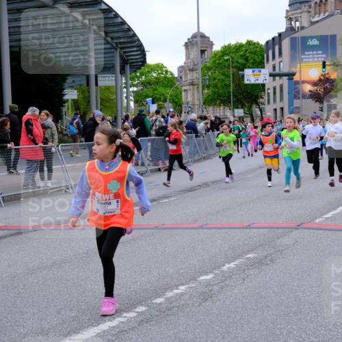 25.04.2026 - Das Zehntel Tim E. http://msf.ph/oto/9578108 25.04.2026 11:02:32 Ziel 5042, 5134, 5136, 5152, 5895, 5940, 6165, 6176, 6267, 6278, 6817, 6849, 7024, 7038, 7282, 7292, 7347, 7359, 7360, 7442, 7453, 7475, 7538, 7561, 7799, 7824, 7855, 7858, 7862, 7872, 7874, 8075 meine-sportfotos.de