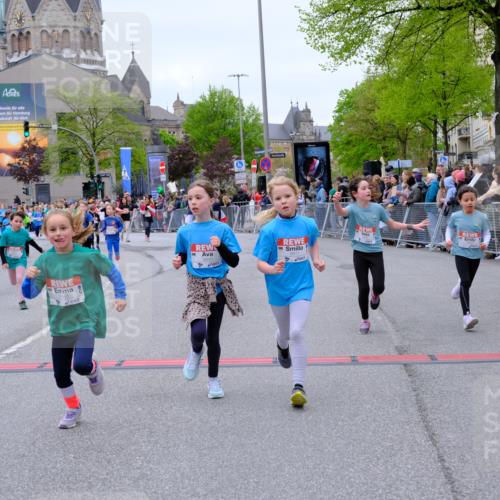 25.04.2026 - Das Zehntel Tim E. http://msf.ph/oto/9578132 25.04.2026 11:02:36 Ziel 5042, 5134, 5136, 5330, 5351, 5888, 5891, 5895, 6165, 6176, 6267, 6268, 6269, 6278, 6485, 6817, 6849, 7024, 7025, 7038, 7347, 7359, 7360, 7442, 7453, 7475, 7799, 7824, 7855, 7858, 7862, 7872, 7874, 8075 meine-sportfotos.de