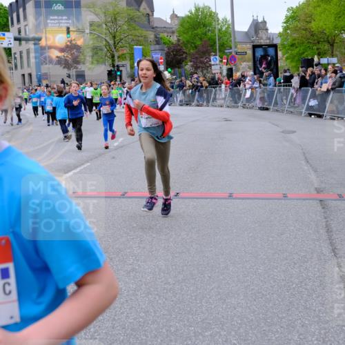 25.04.2026 - Das Zehntel Tim E. http://msf.ph/oto/9578140 25.04.2026 11:02:38 Ziel 5134, 5136, 5231, 5330, 5351, 5888, 5891, 5895, 6165, 6176, 6268, 6269, 6485, 6817, 6849, 7024, 7025, 7038, 7347, 7359, 7360, 7442, 7453, 7475, 7824, 7855, 7858, 7862, 7872, 8075 meine-sportfotos.de