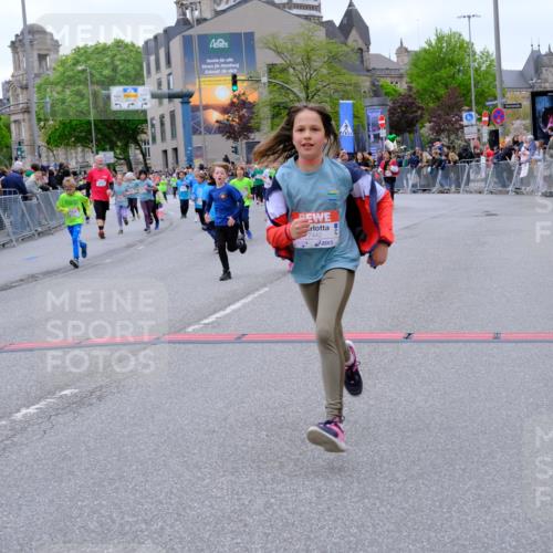 25.04.2026 - Das Zehntel Tim E. http://msf.ph/oto/9578144 25.04.2026 11:02:38 Ziel 5134, 5136, 5231, 5330, 5351, 5888, 5891, 5895, 6165, 6176, 6268, 6269, 6485, 6817, 6849, 7024, 7025, 7038, 7347, 7359, 7360, 7442, 7453, 7475, 7824, 7855, 7858, 7862, 7872, 8075 meine-sportfotos.de