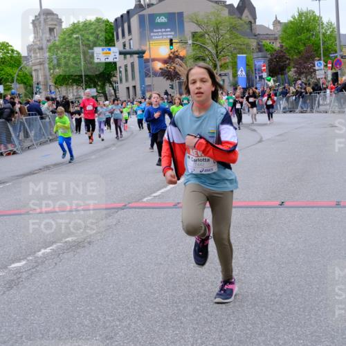 25.04.2026 - Das Zehntel Tim E. http://msf.ph/oto/9578146 25.04.2026 11:02:38 Ziel 5134, 5136, 5231, 5330, 5351, 5888, 5891, 5895, 6165, 6176, 6268, 6269, 6485, 6817, 6849, 7024, 7025, 7038, 7347, 7359, 7360, 7442, 7453, 7475, 7824, 7855, 7858, 7862, 7872, 8075 meine-sportfotos.de